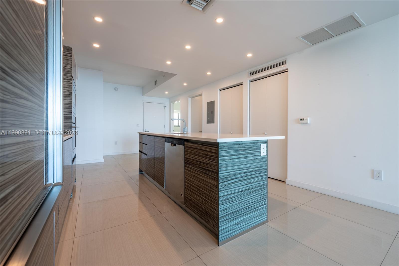 460 NE 28th St #707 Miami, FL 33137