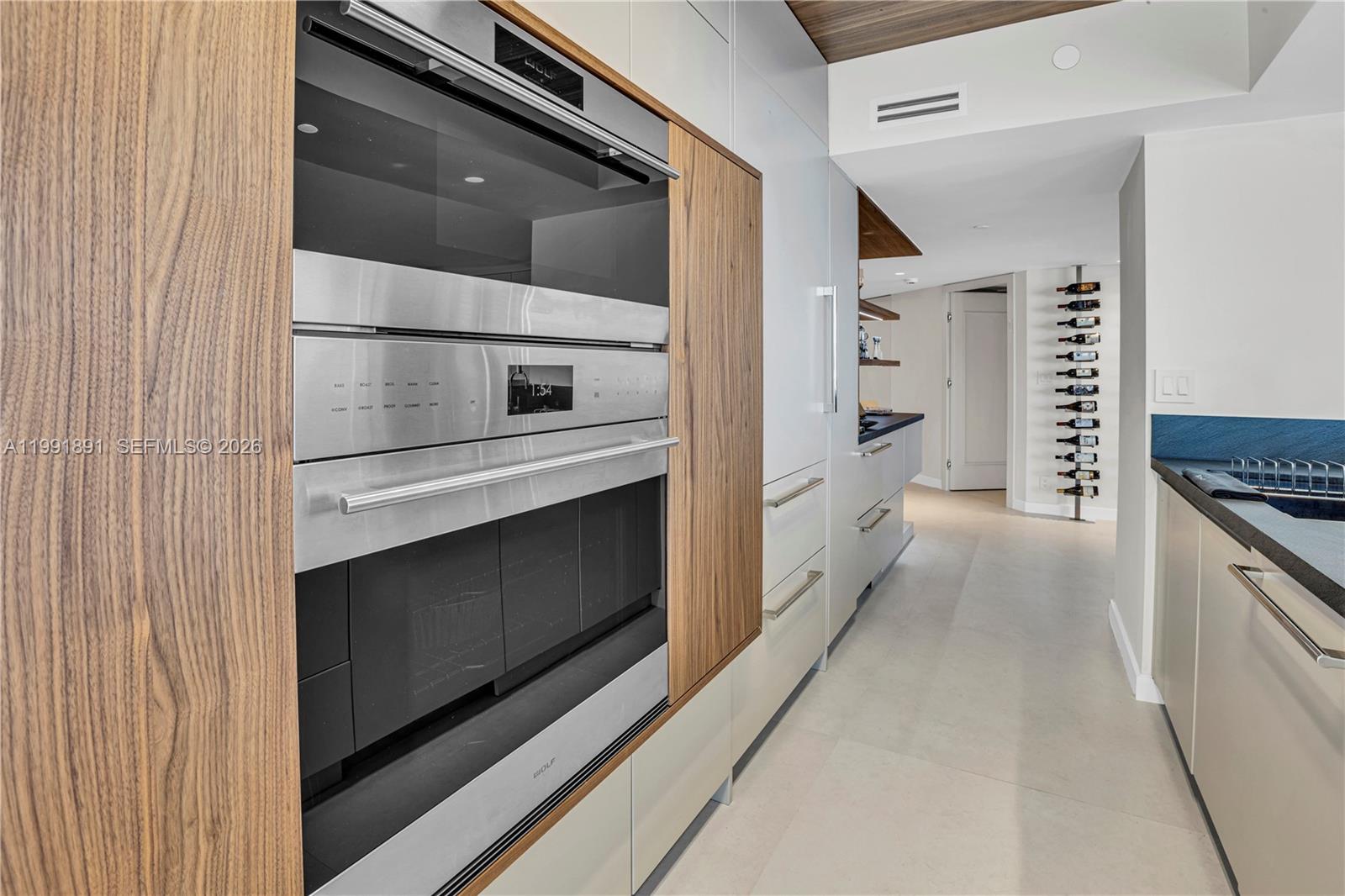 16485 Collins Ave #431 Sunny Isles Beach, FL 33160