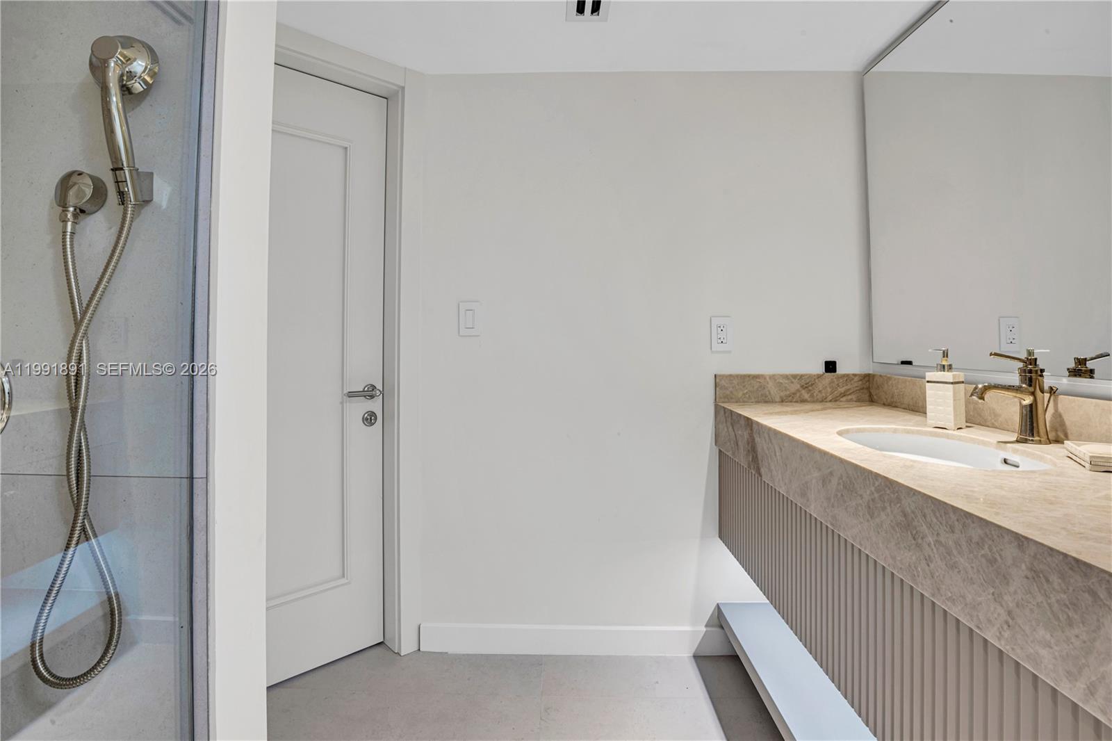 16485 Collins Ave #431 Sunny Isles Beach, FL 33160