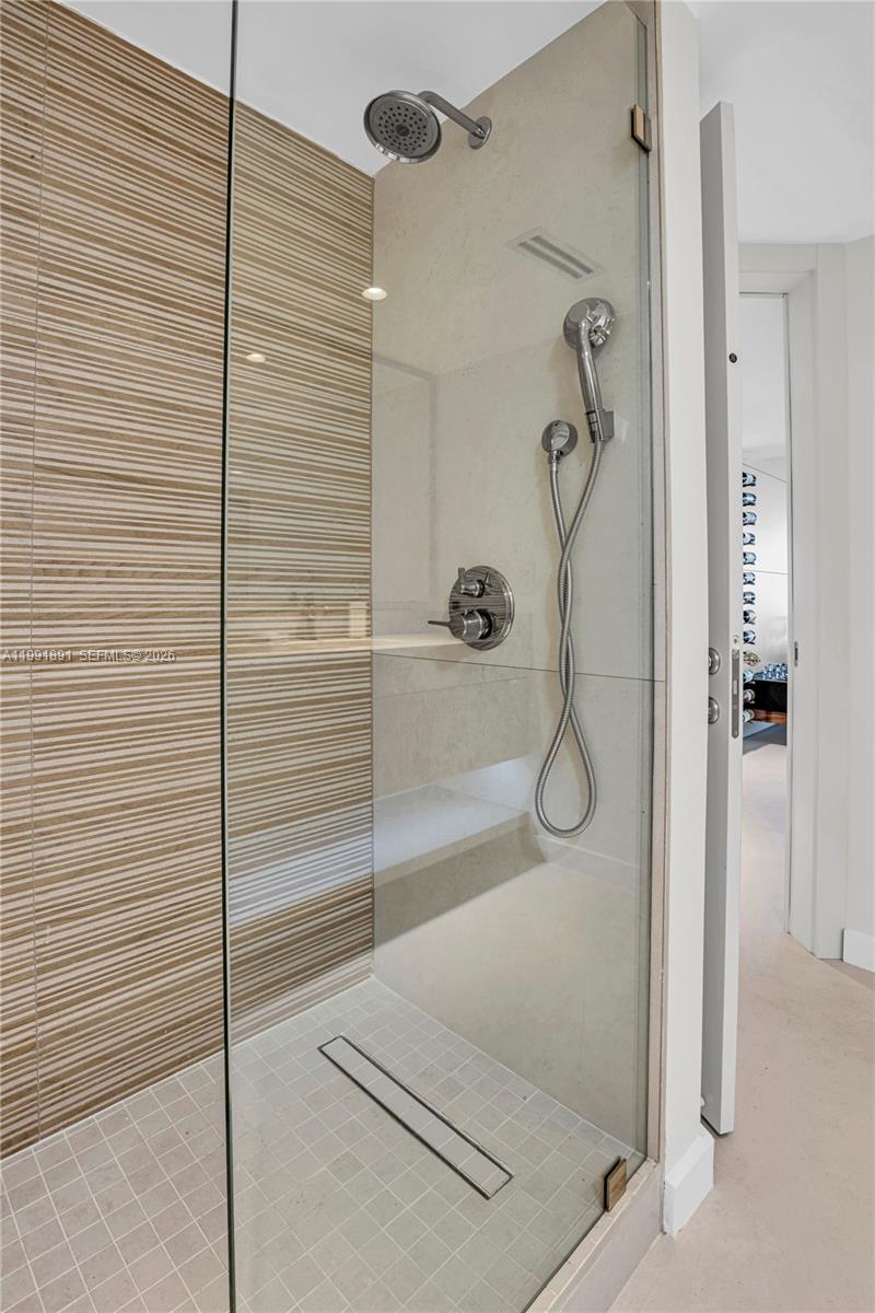 16485 Collins Ave #431 Sunny Isles Beach, FL 33160