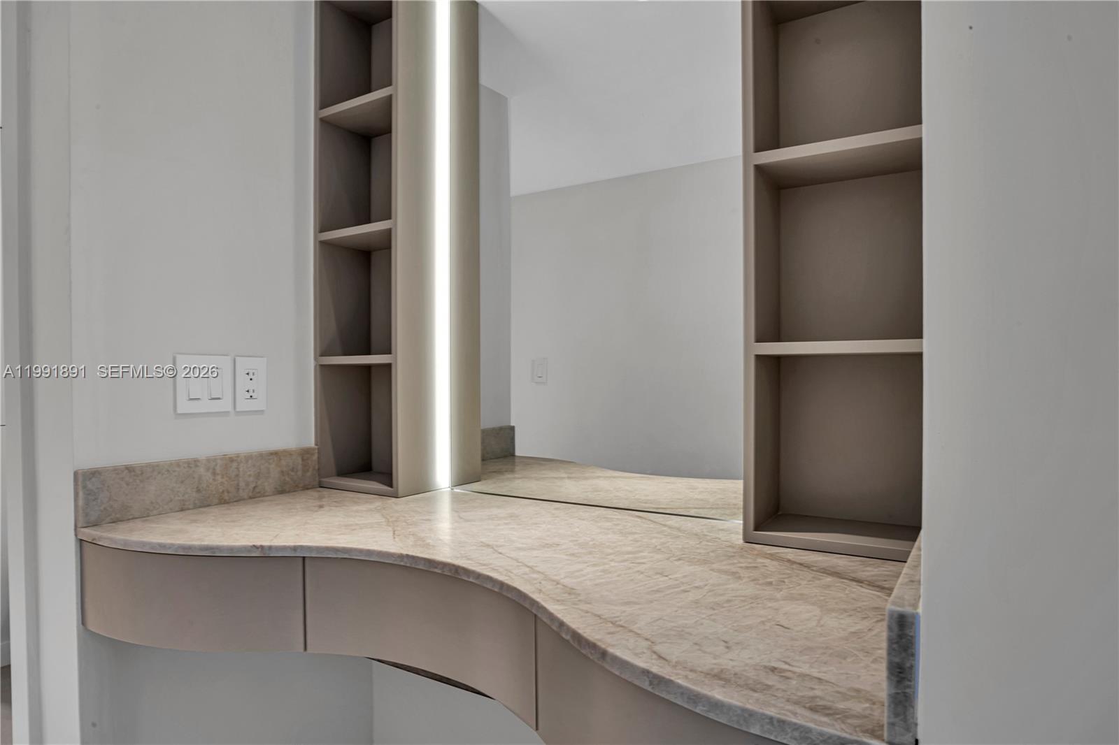 16485 Collins Ave #431 Sunny Isles Beach, FL 33160