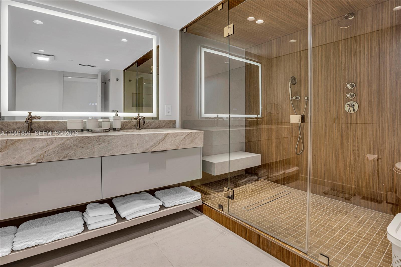 16485 Collins Ave #431 Sunny Isles Beach, FL 33160