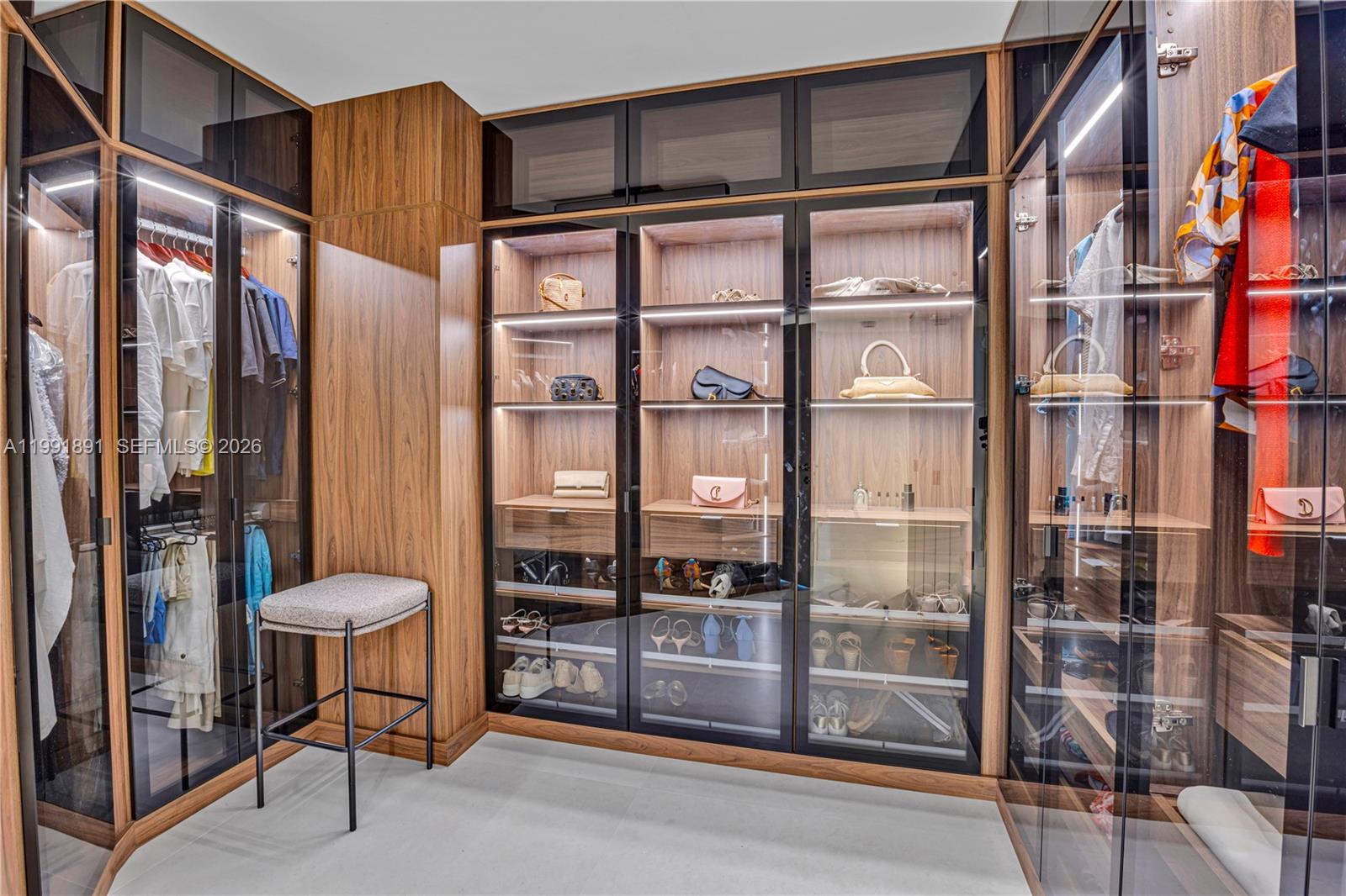 16485 Collins Ave #431 Sunny Isles Beach, FL 33160