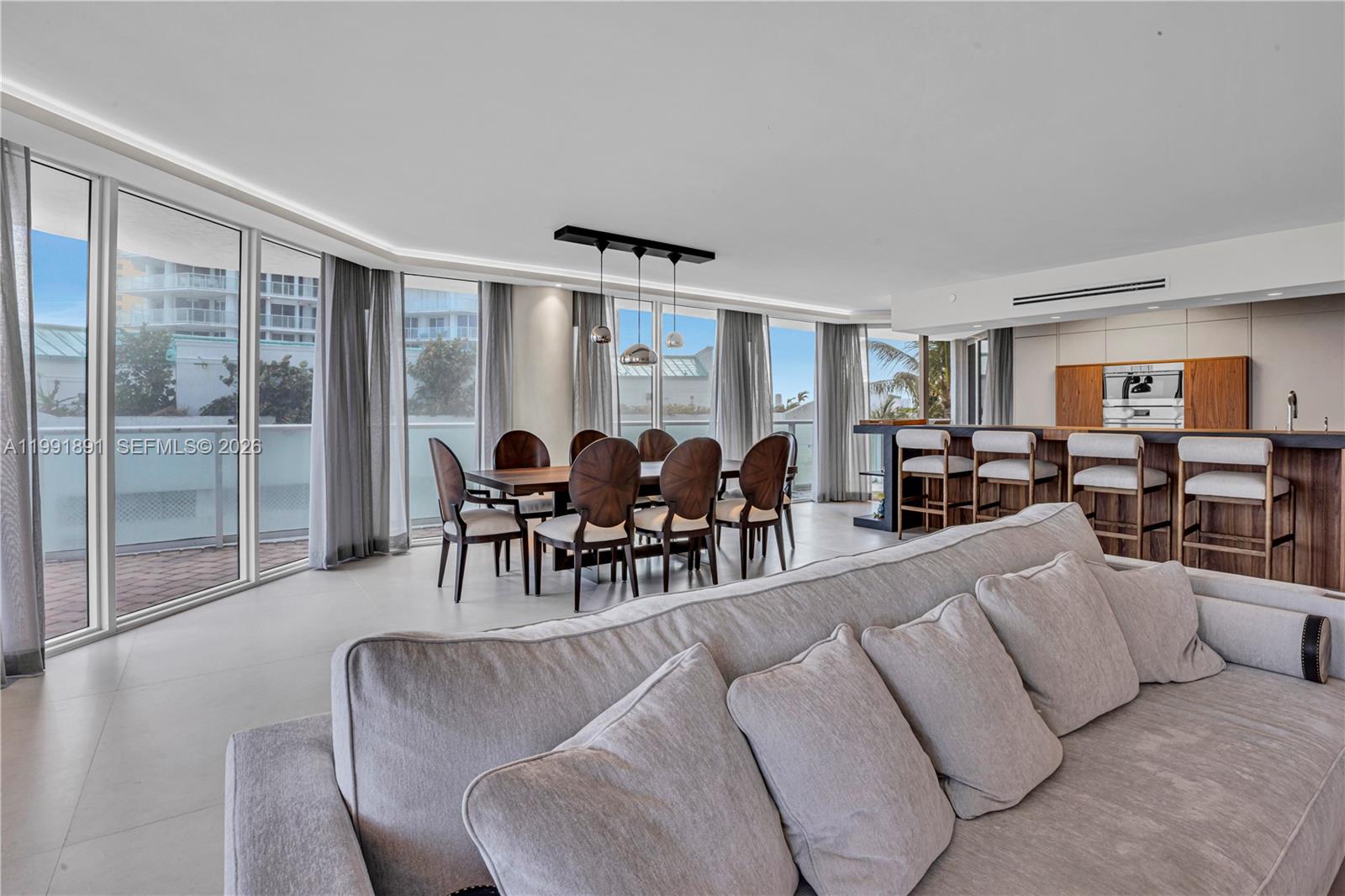 16485 Collins Ave #431 Sunny Isles Beach, FL 33160