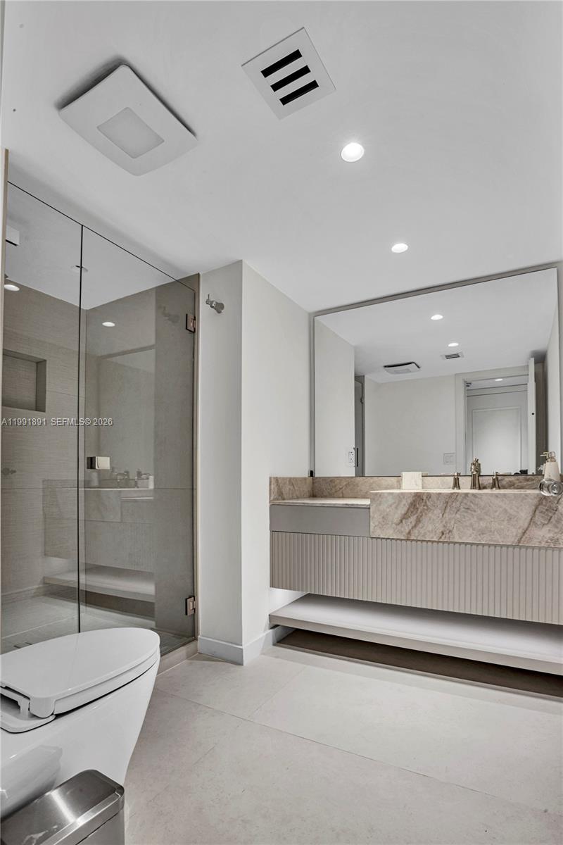 16485 Collins Ave #431 Sunny Isles Beach, FL 33160