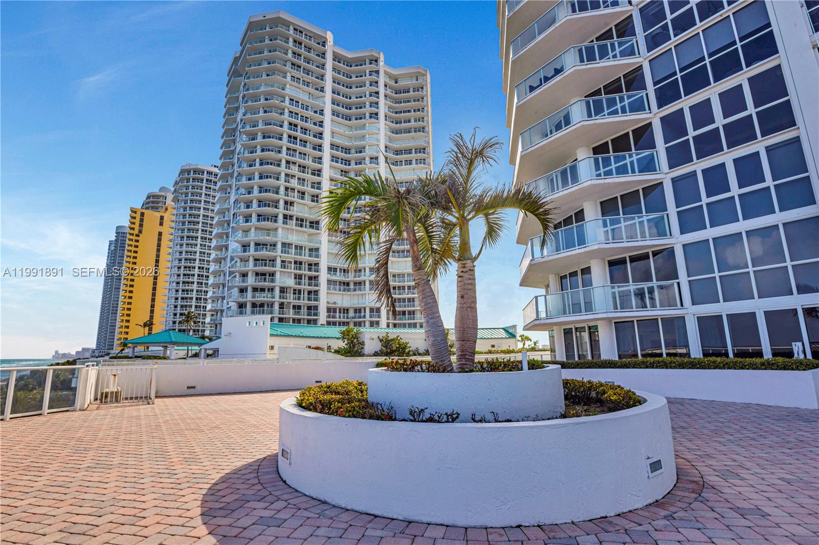 16485 Collins Ave #431 Sunny Isles Beach, FL 33160