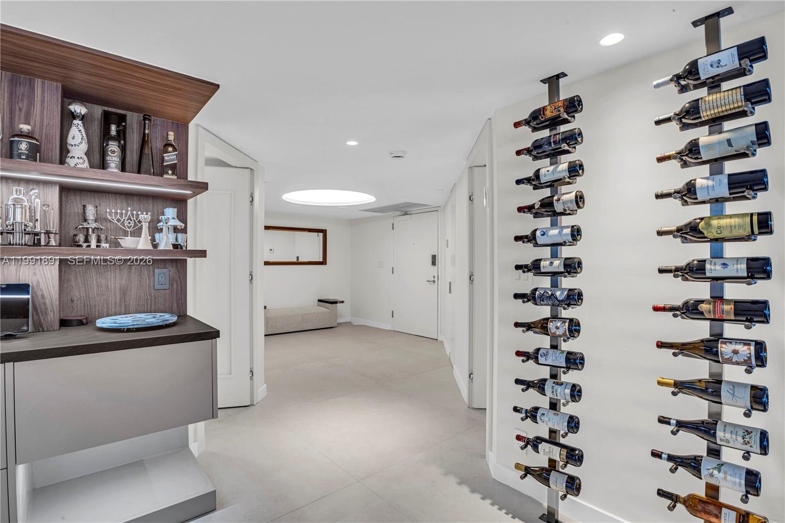 16485 Collins Ave #431 Sunny Isles Beach, FL 33160