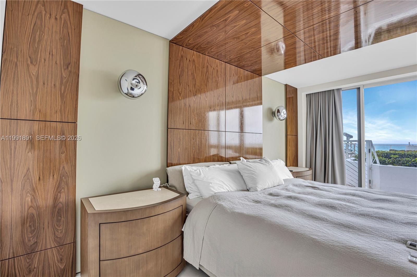 16485 Collins Ave #431 Sunny Isles Beach, FL 33160