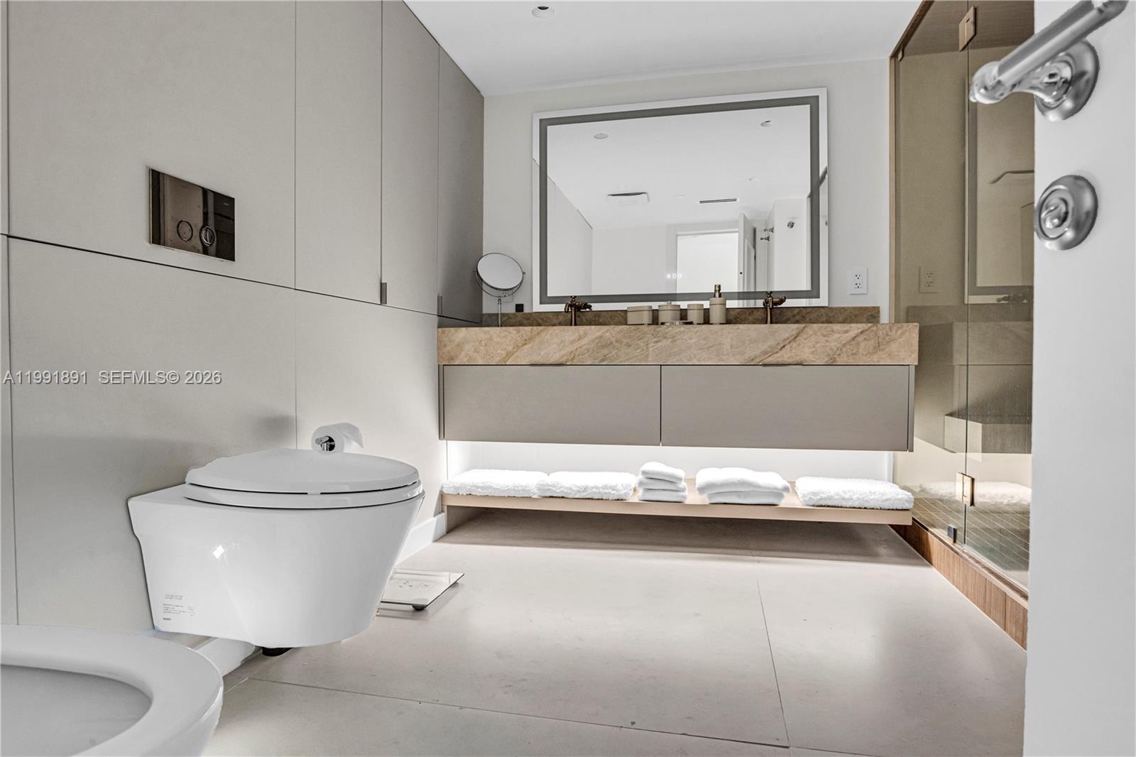 16485 Collins Ave #431 Sunny Isles Beach, FL 33160