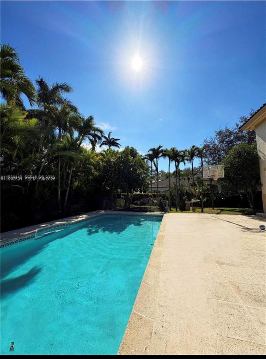 673 Destacada Ave Coral Gables, FL 33156