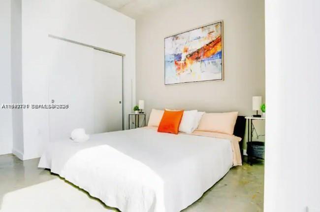 151 SE 1st #3111 Miami, FL 33131