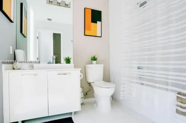 151 SE 1st #3111 Miami, FL 33131