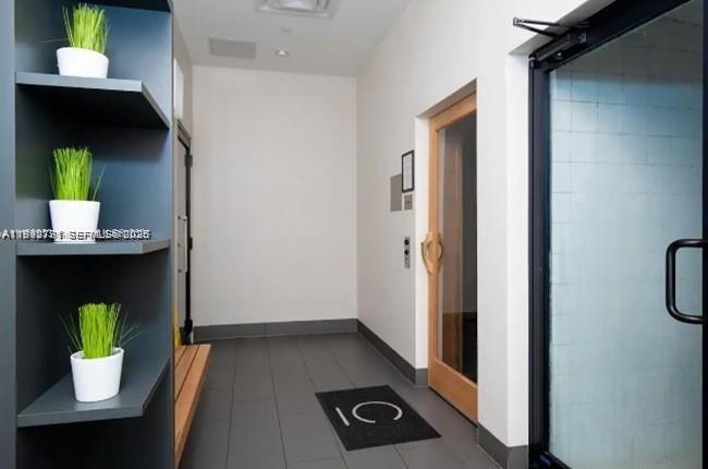 151 SE 1st #3111 Miami, FL 33131