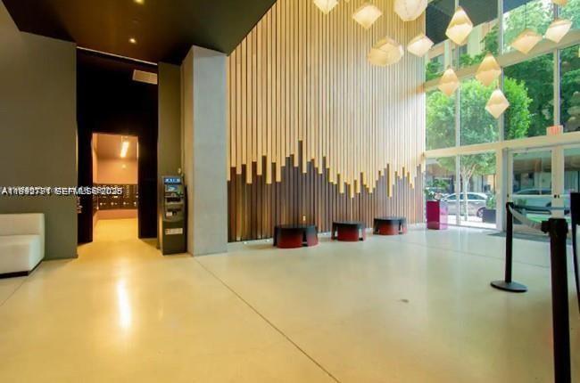 151 SE 1st #3111 Miami, FL 33131