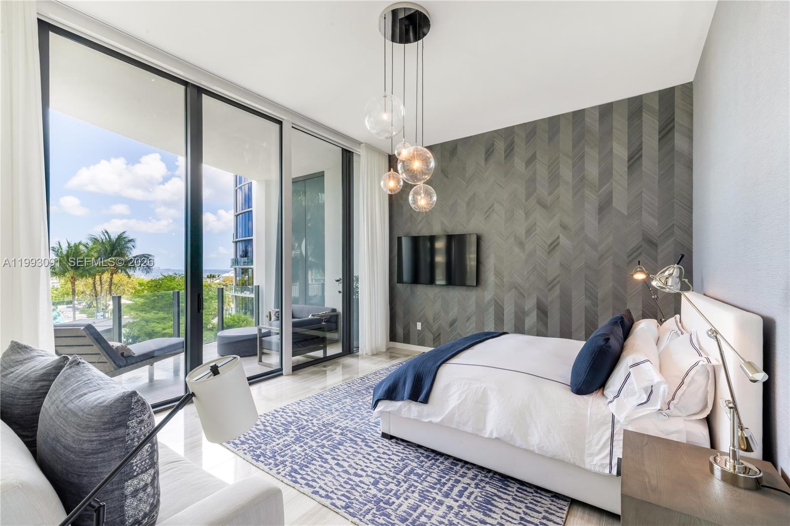 2821 S Bayshore Dr #6B Miami, FL 33133