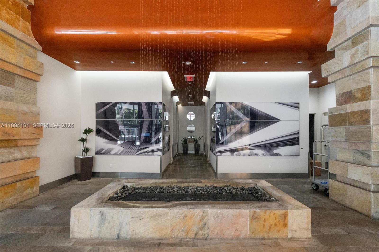 500 Brickell Ave #2510 Miami, FL 33131