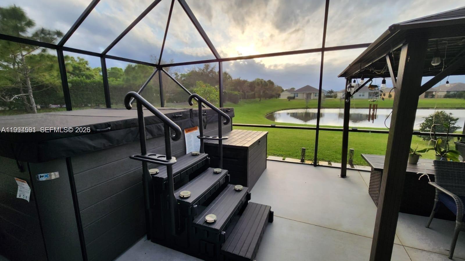 2271 SW Arlington Dr Sw Vero Beach, FL 32968