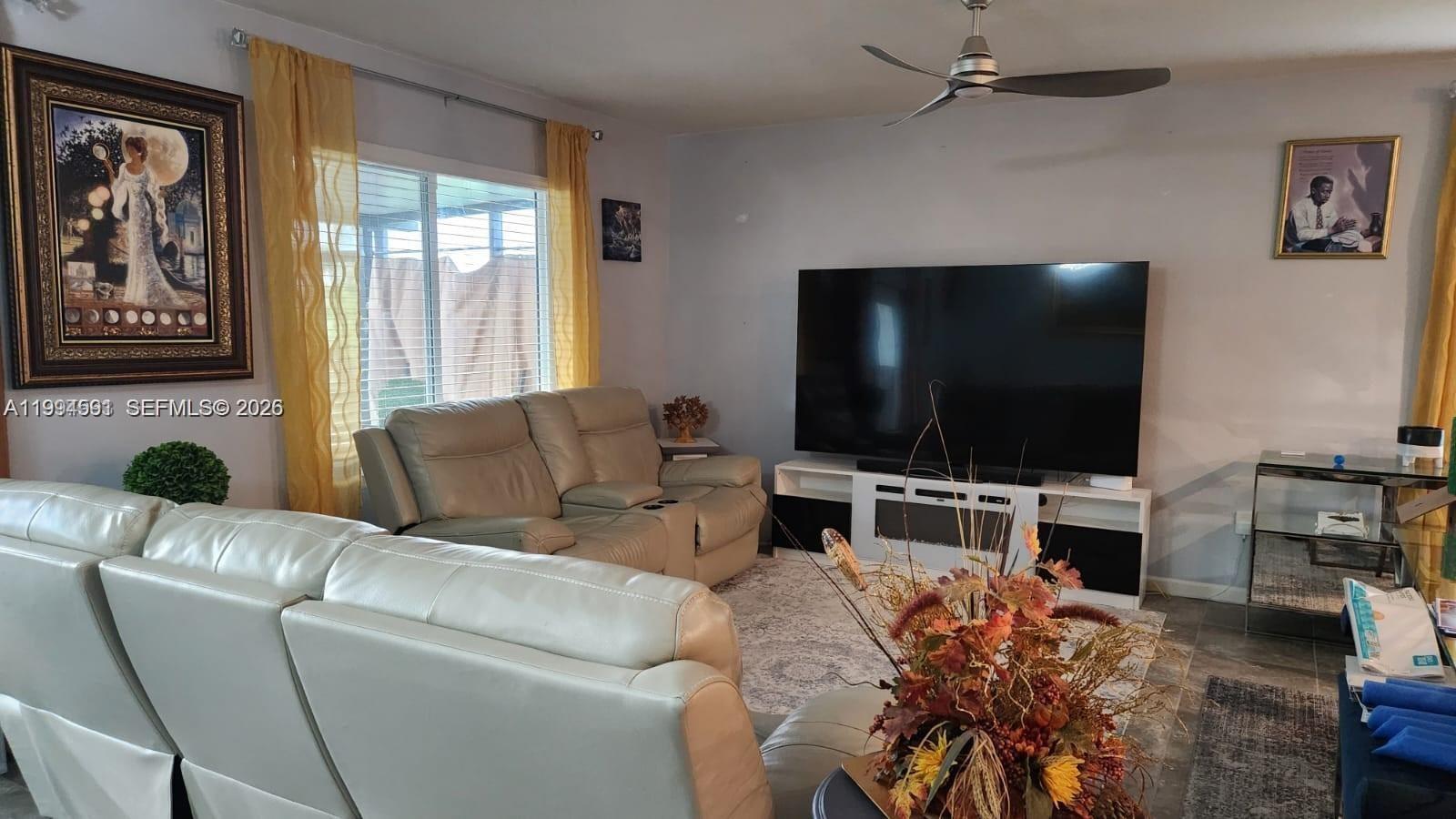 2271 SW Arlington Dr Sw Vero Beach, FL 32968