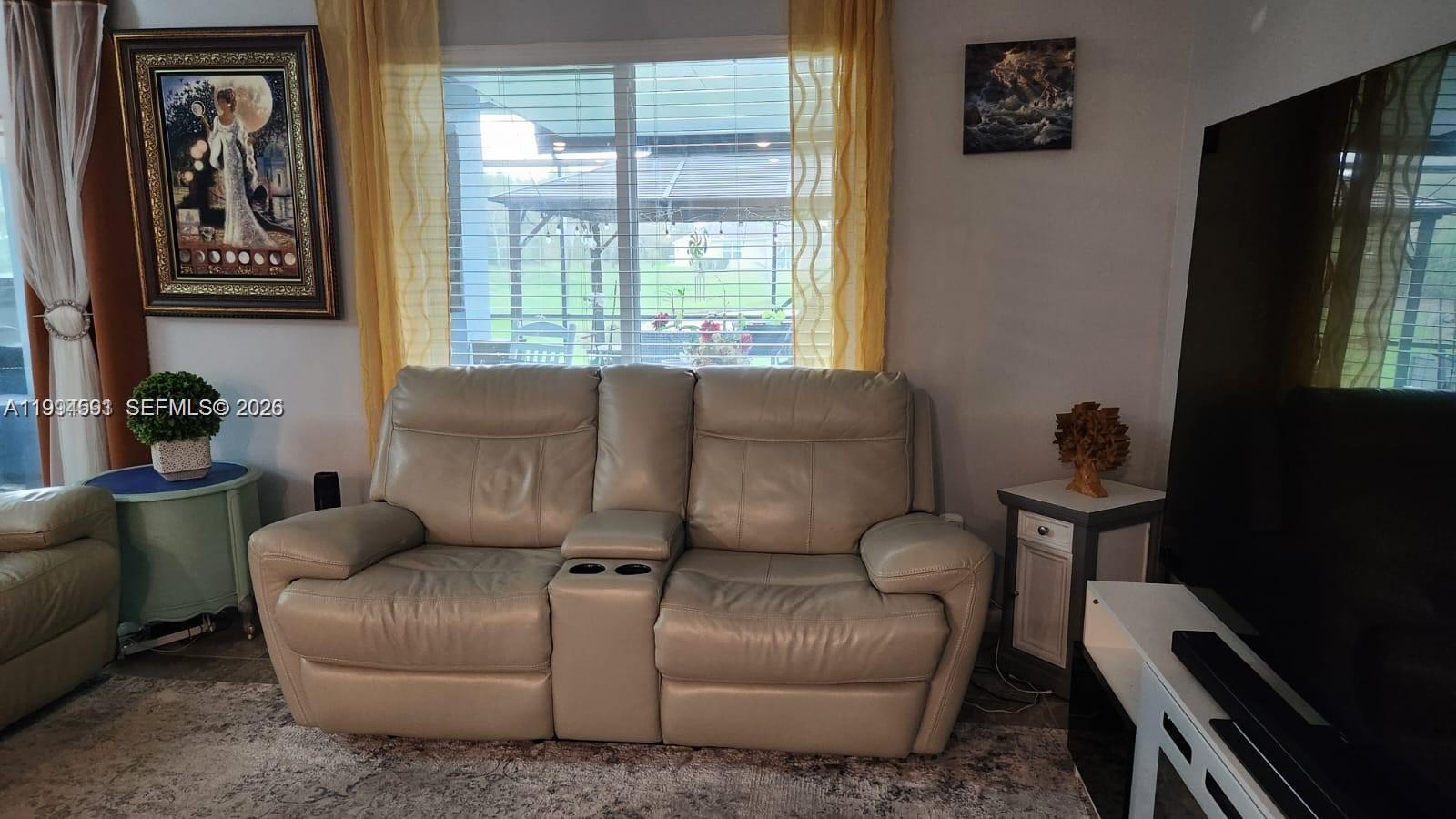 2271 SW Arlington Dr Sw Vero Beach, FL 32968