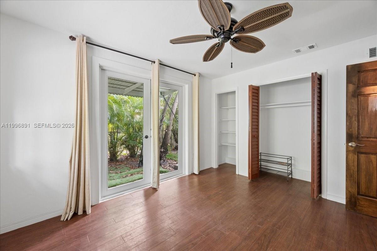3490 William Ave Miami, FL 33133