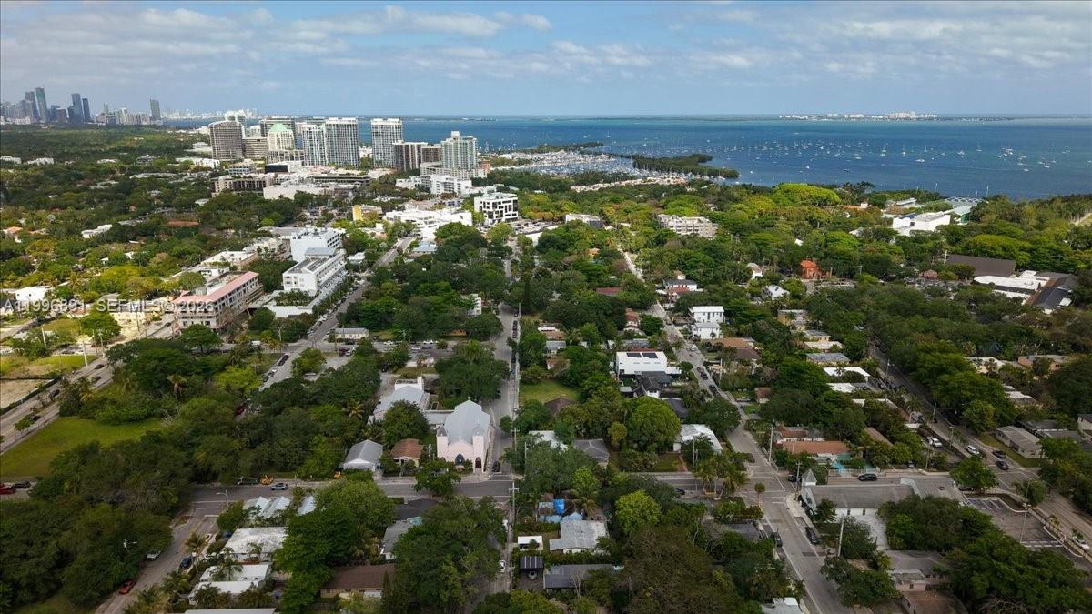 3490 William Ave Miami, FL 33133