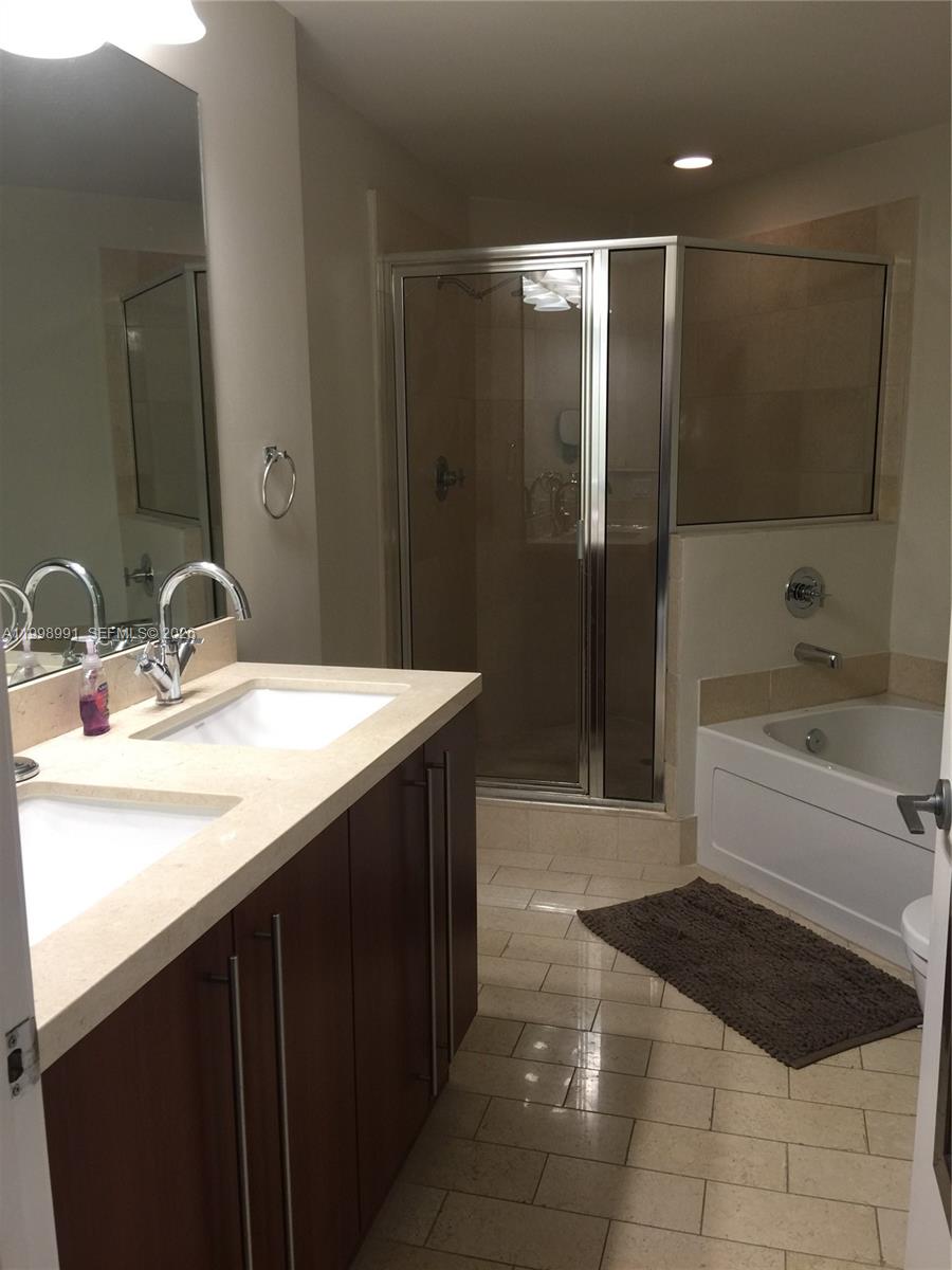 image Axis on Brickell South10