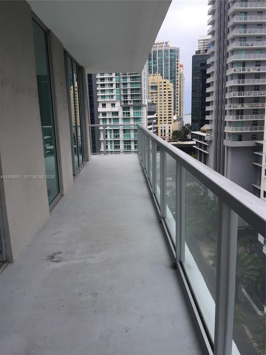 image Axis on Brickell South19