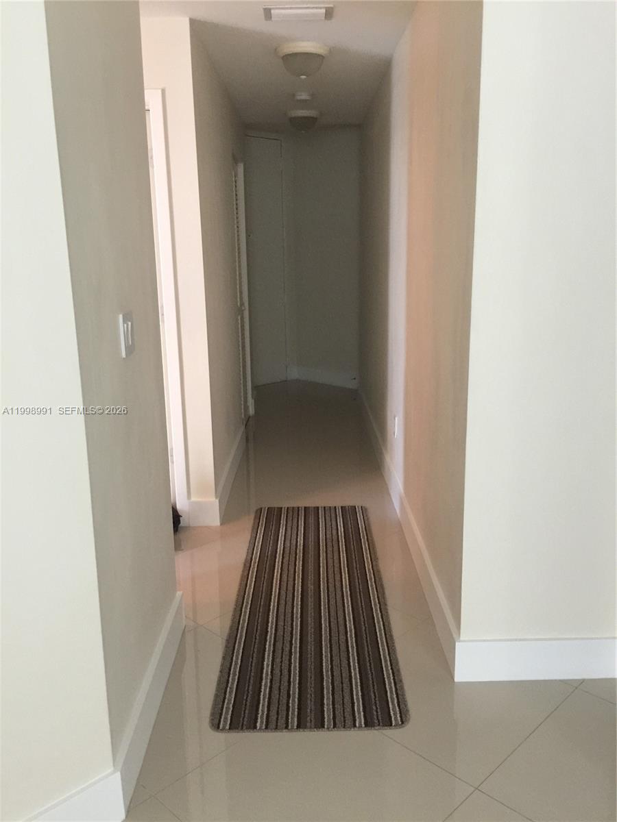 image Axis on Brickell South3