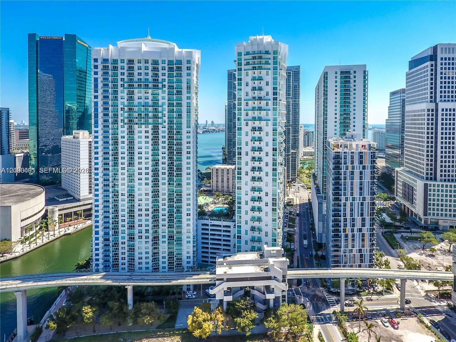 31 SE 5th St #4212 Miami, FL 33131