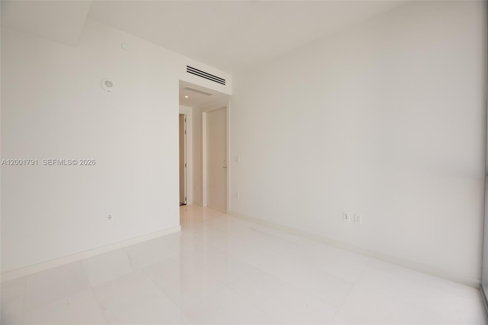 image Aston Martin Residences14