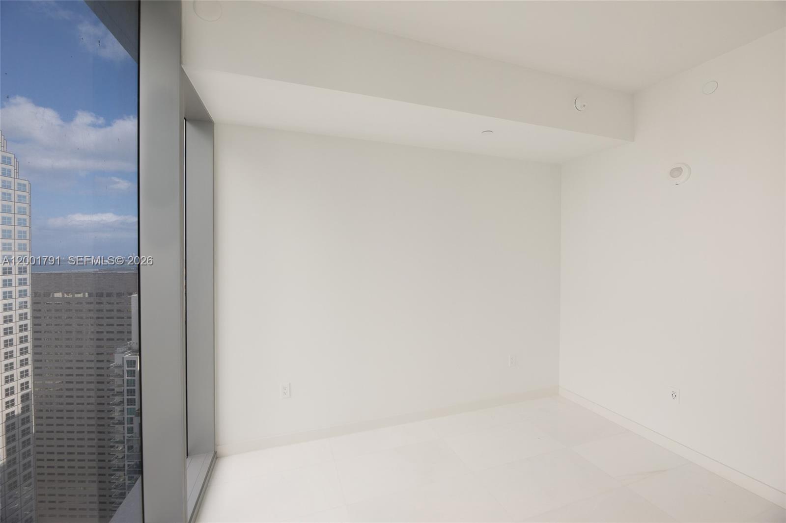 image Aston Martin Residences17