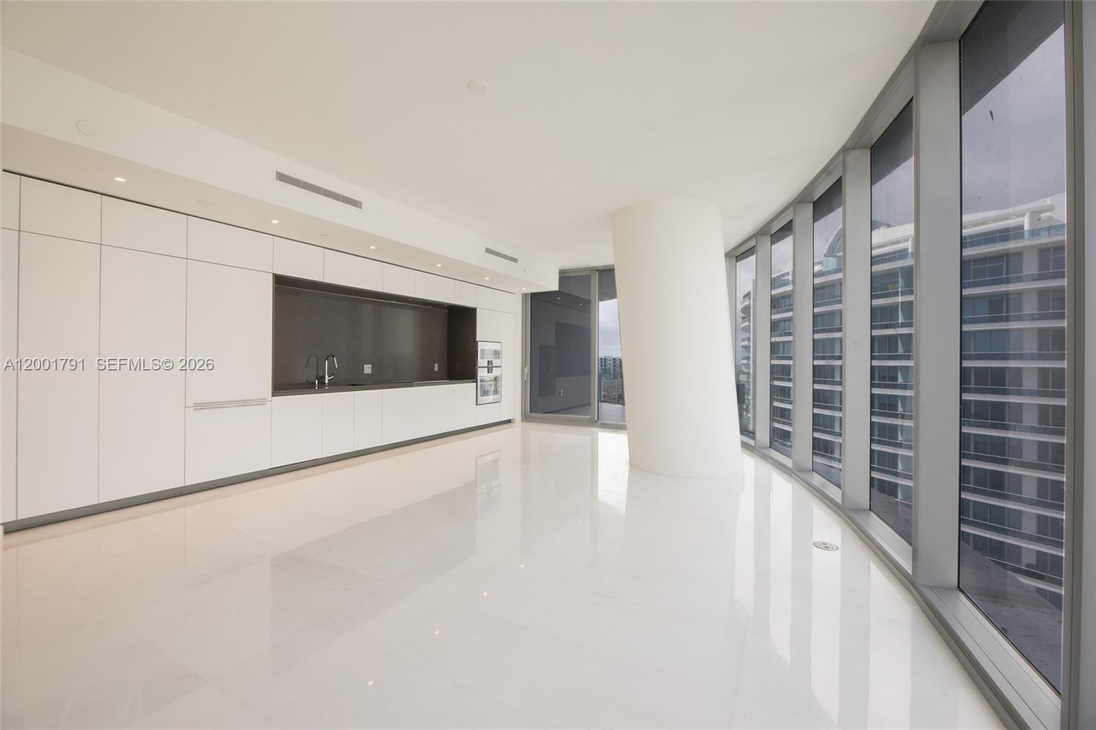 image Aston Martin Residences1