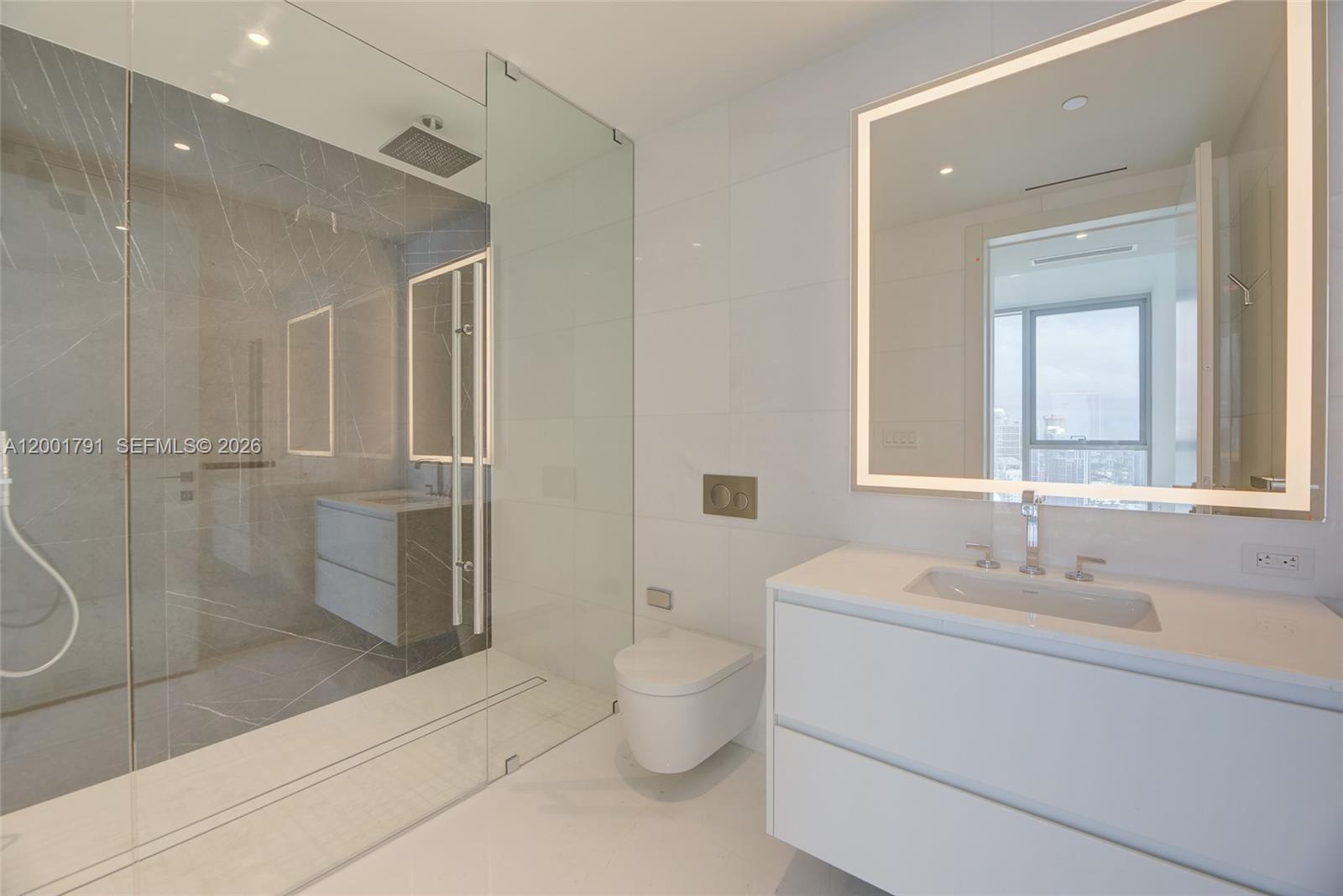 image Aston Martin Residences19