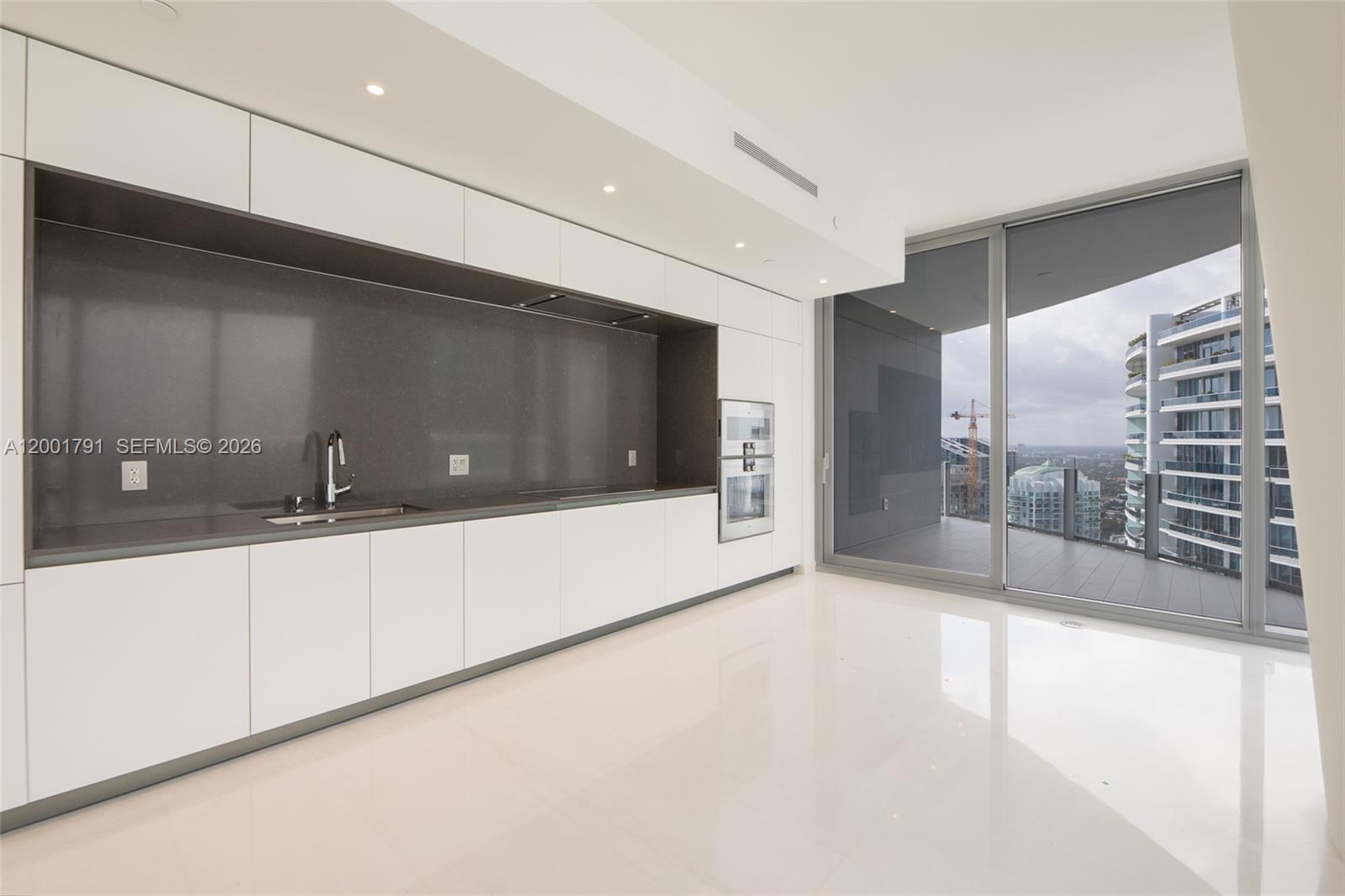 image Aston Martin Residences2