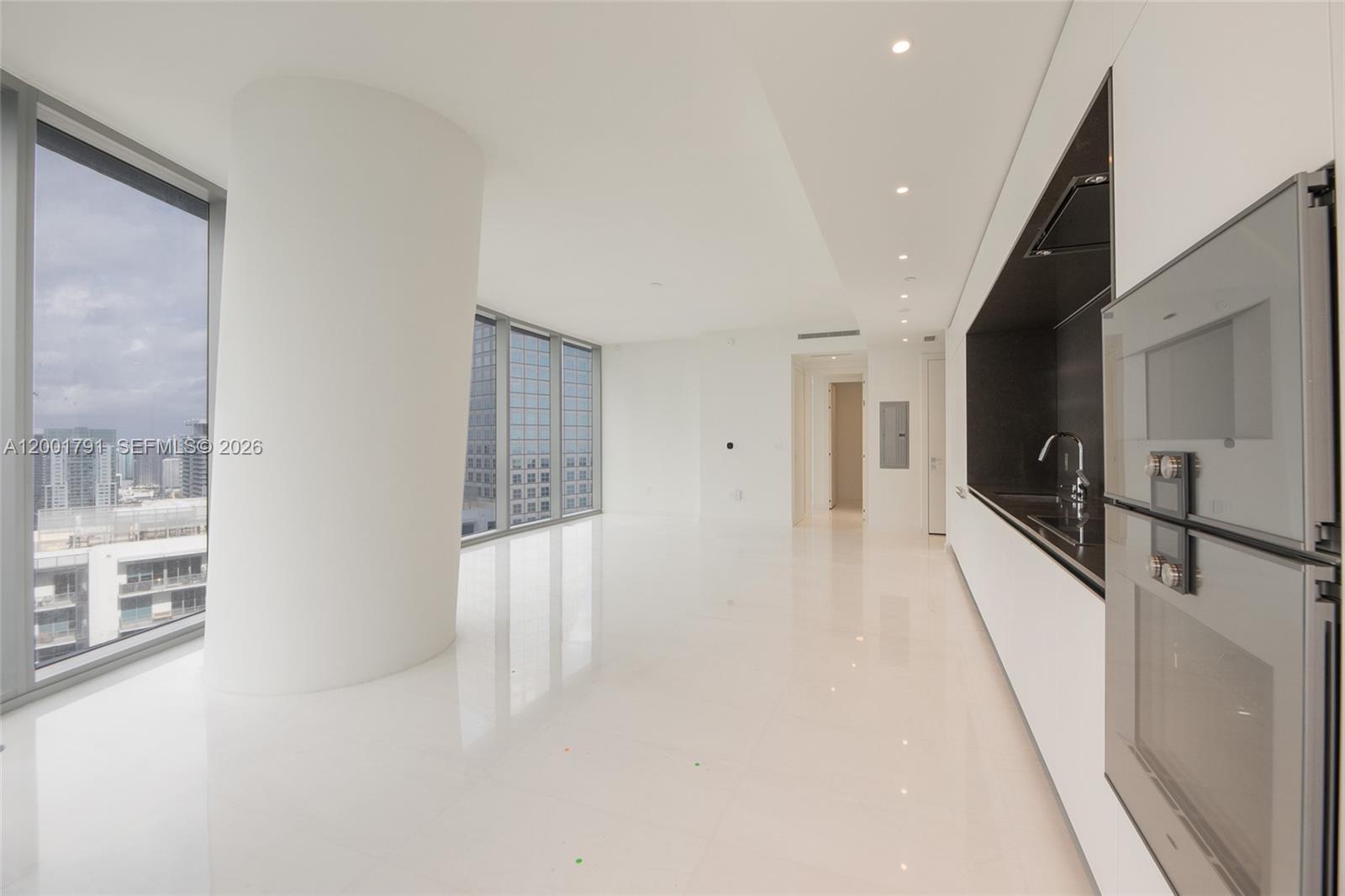 image Aston Martin Residences5