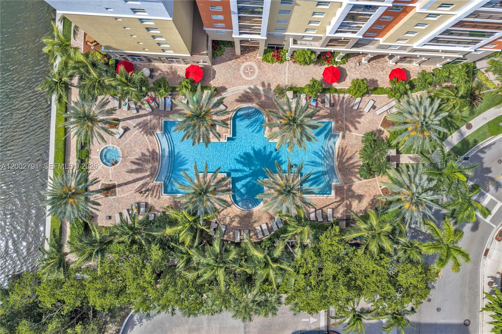 image Porto Bellagio Condo38