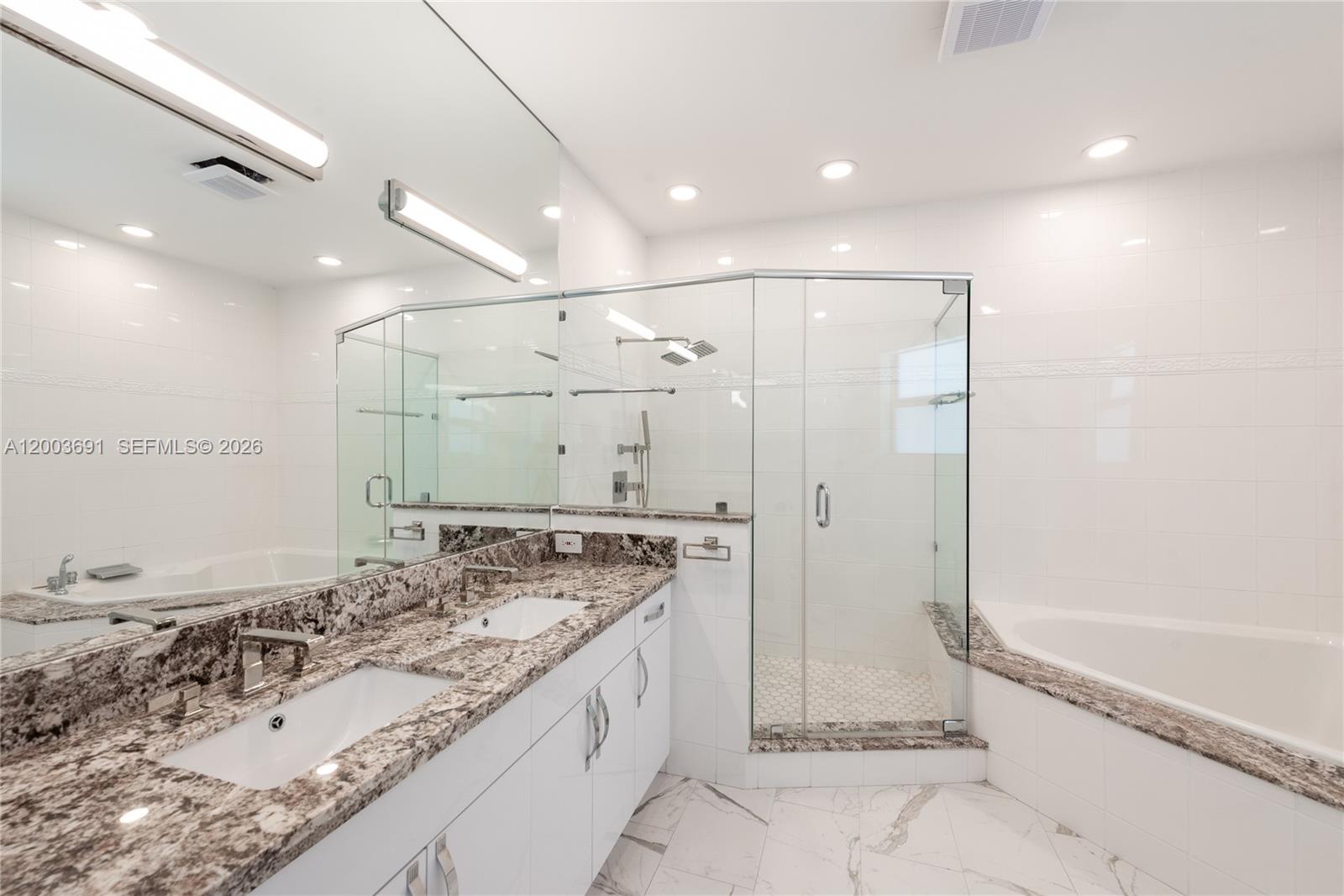 141 Cape Florida Dr Key Biscayne, FL 33149