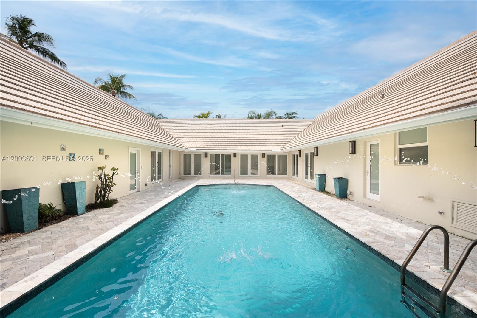 141 Cape Florida Dr Key Biscayne, FL 33149