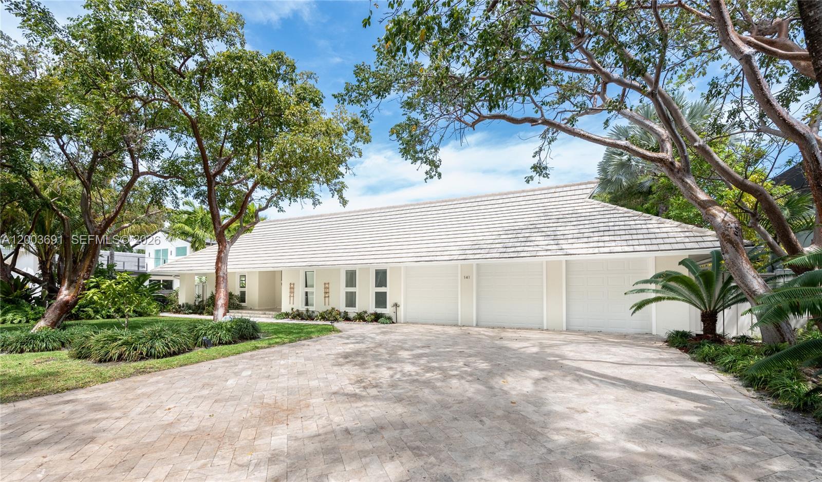 141 Cape Florida Dr Key Biscayne, FL 33149