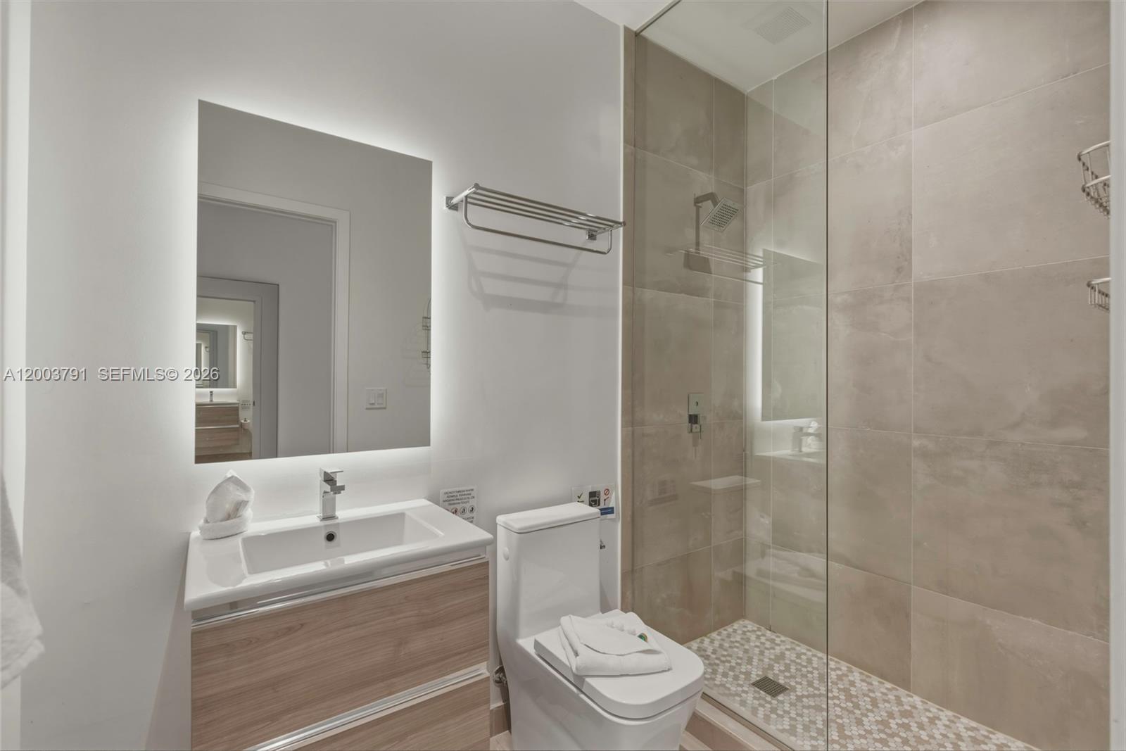 image Smart Brickell III9