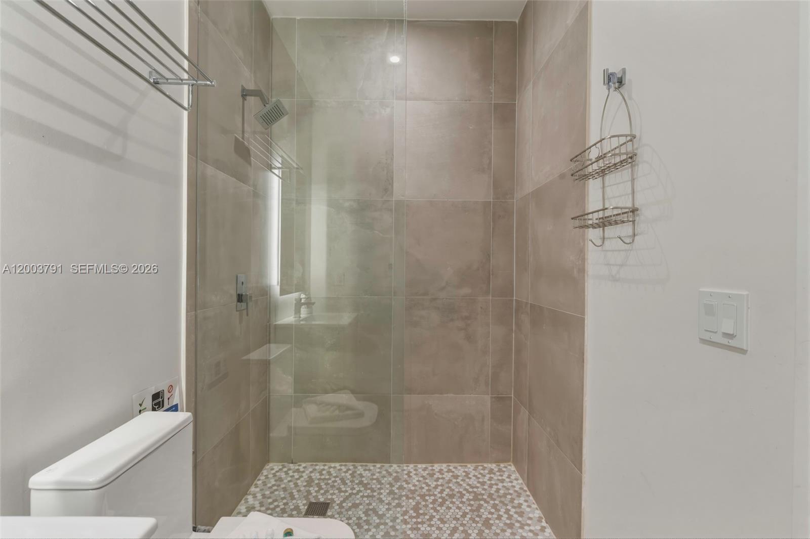 image Smart Brickell III10