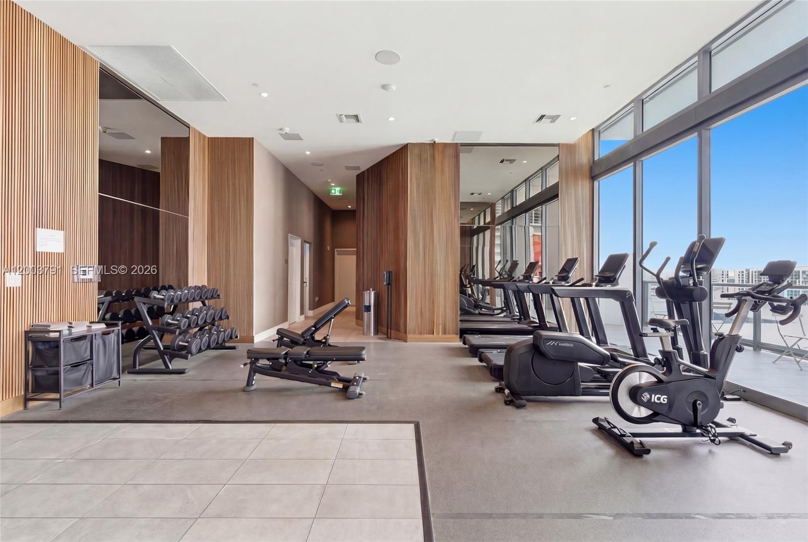 image Smart Brickell III16