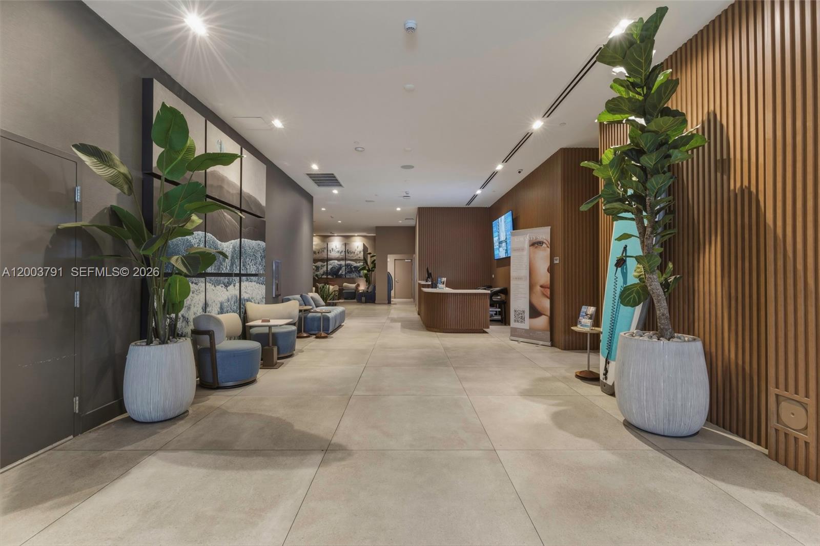 image Smart Brickell III22