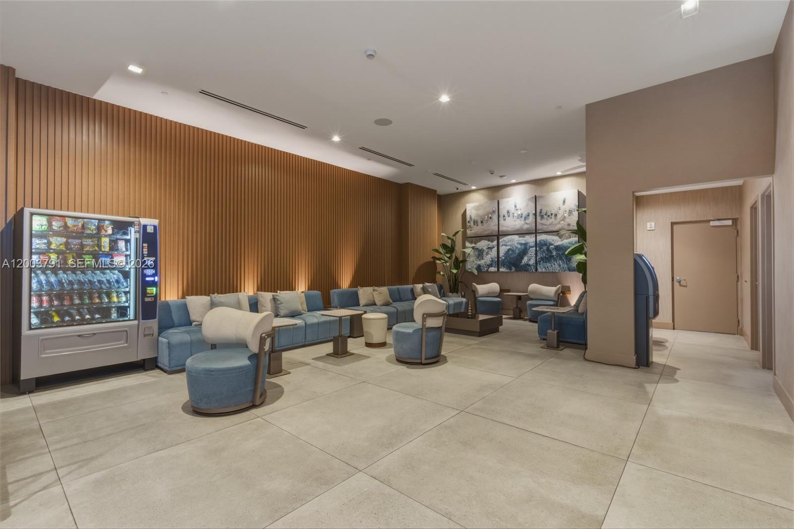 image Smart Brickell III24