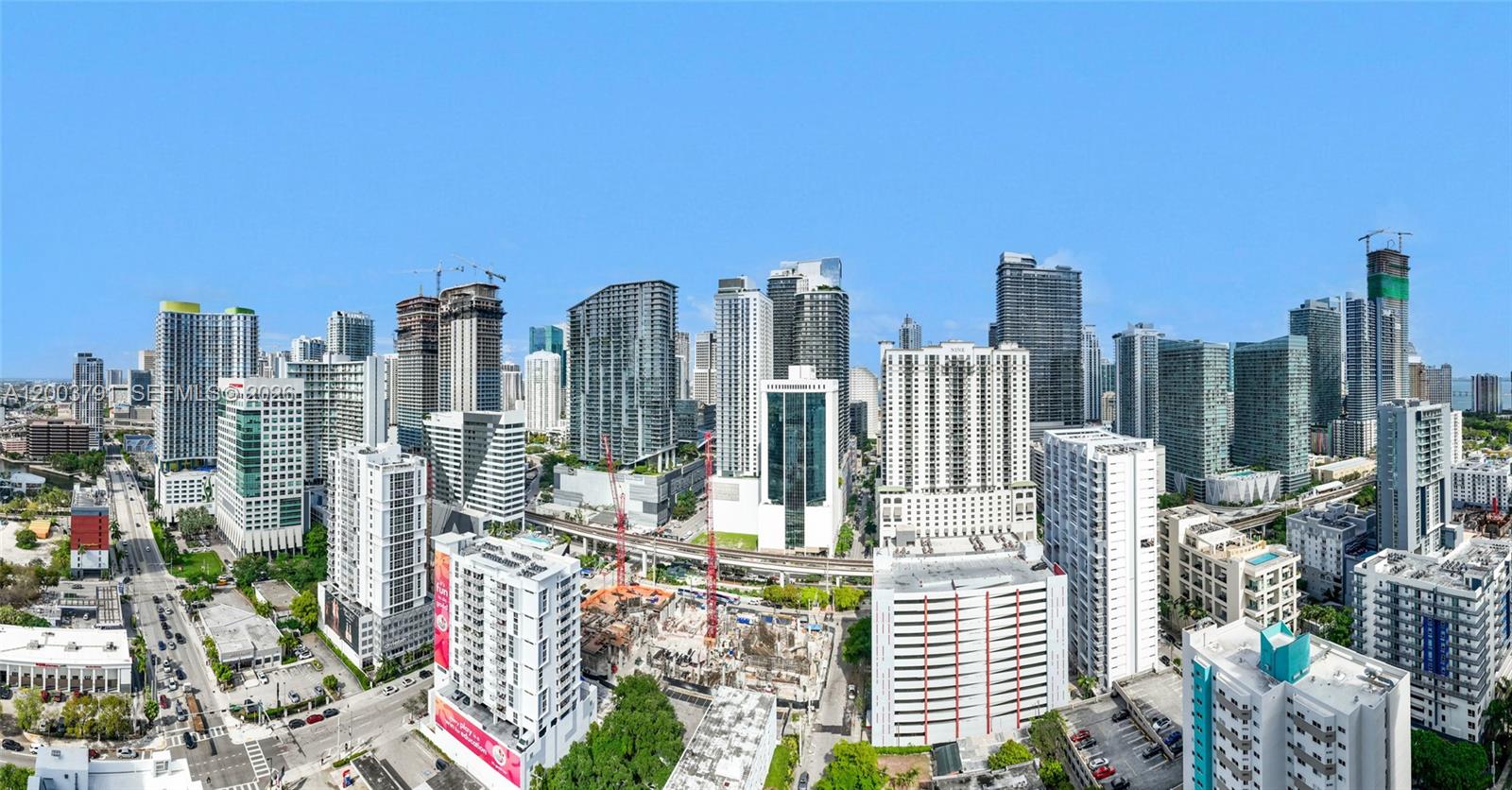 image Smart Brickell III30