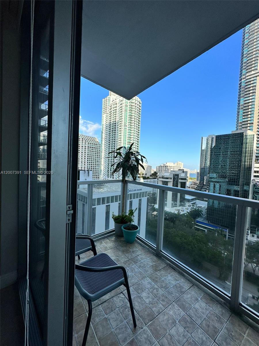 image 1060 Brickell - 105010