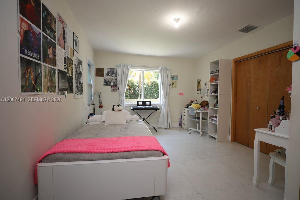 5620 Alton Rd Miami Beach, FL 33140