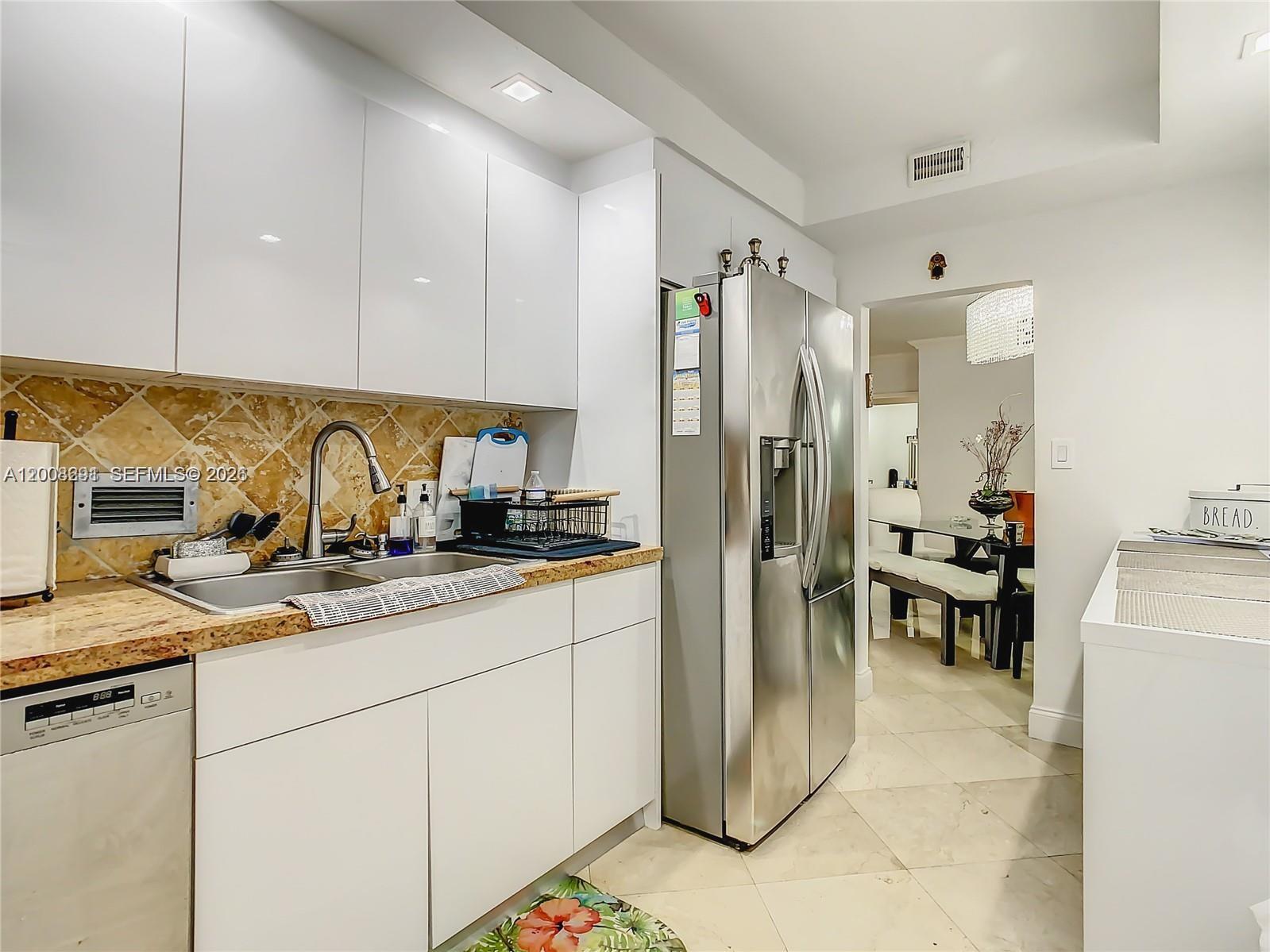 10185 Collins #308 Bal Harbour, FL 33154