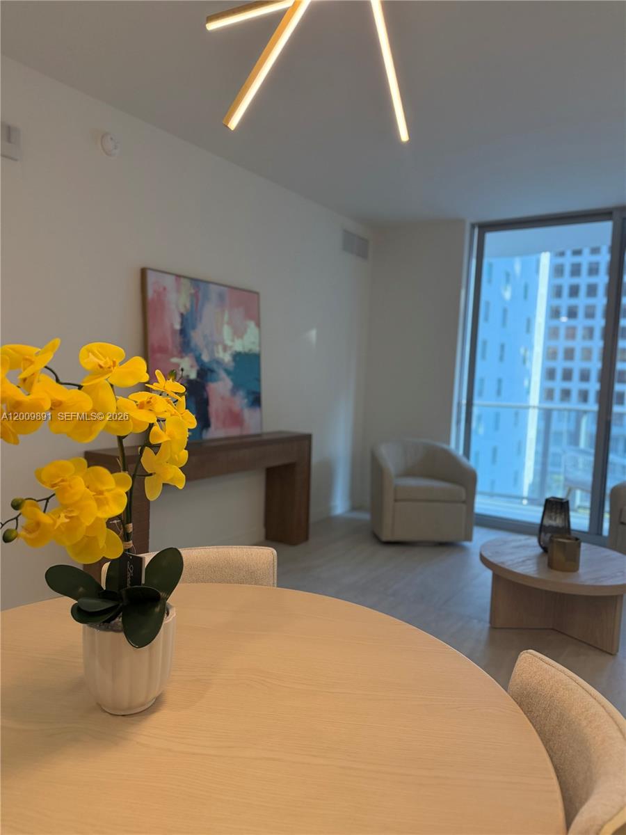 image Viceroy Brickell Residences6