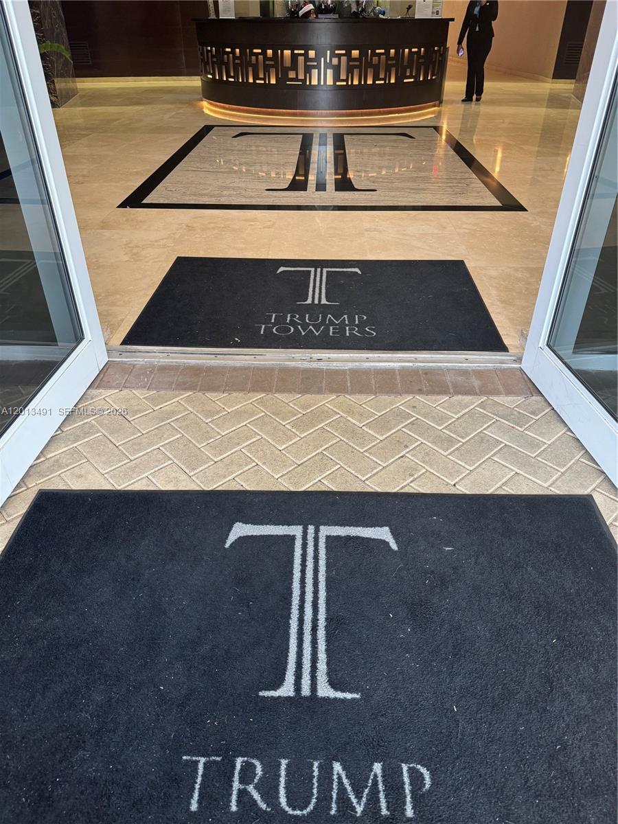 15811 Collins Ave #2703 Sunny Isles Beach, FL 33160
